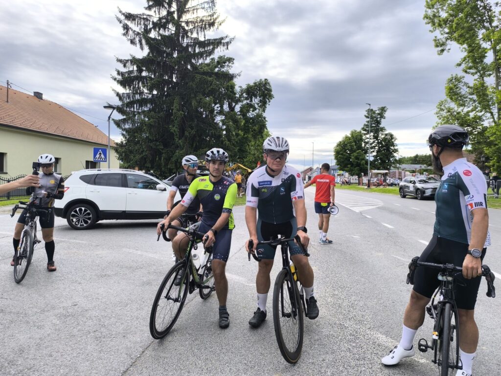Ultramaraton Oriovac 2025 – start biciklista"