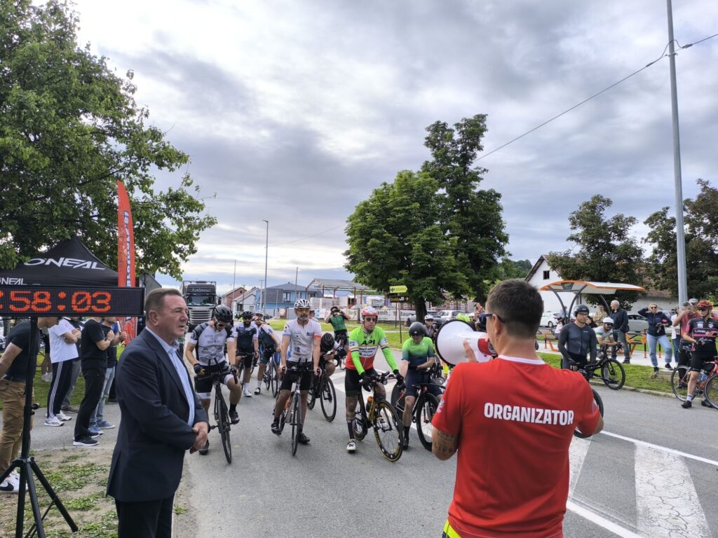 Ultramaraton Oriovac 2025 – start biciklista"