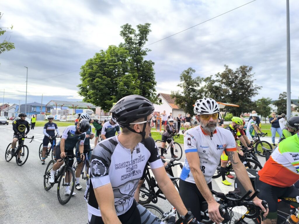Ultramaraton Oriovac 2025 – start biciklista"