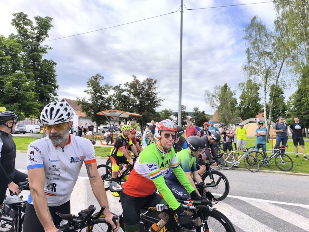Ultramaraton Oriovac 2025 – start biciklista"