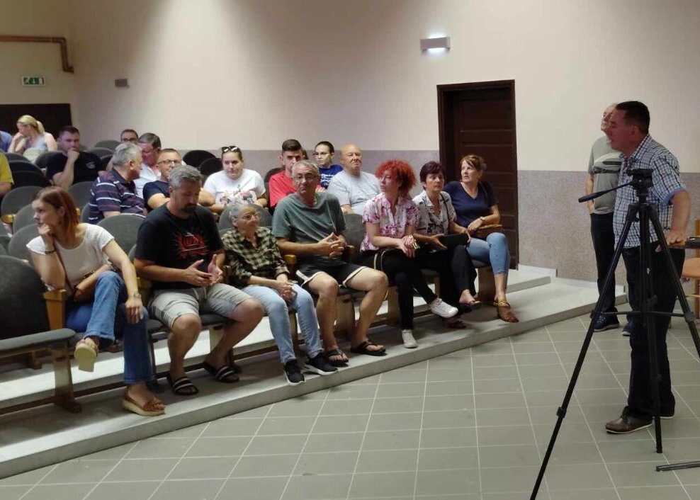 Održan sastanak građana i Načelnika Oriovca na temu pružnog prijelaza u Oriovcu
