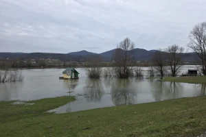 Sava se izlila iz korita