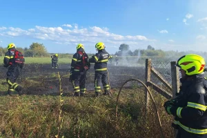Požar u Oriovcu brzo stavljen pod kontrolu