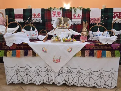 Uskrsna tradicija u Starom Slatiniku: izložba rukotvorina oduševila posjetitelje