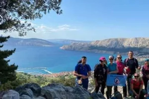 Planinarski izlet na otok Krk u organizaciji HPD Gojzerica Požega bio je spoj avanture i uživanja u prirodnim ljepotama.