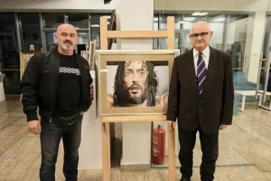 U Pleternici otvorena izložba sakralnih slika Drage Matoševića: Impresivna zbirka umjetničkih djela!