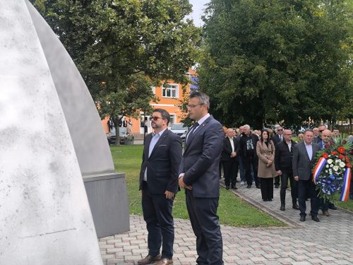 558080754 122136249548925248 5760700884580100716 n